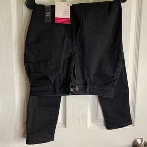 Black high rise jeggings (BRAND NEW)